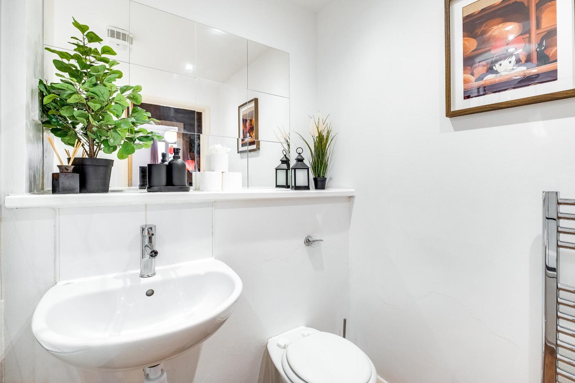 Anime Suite - Central And Free Parking With Netflix Birmingham Buitenkant foto